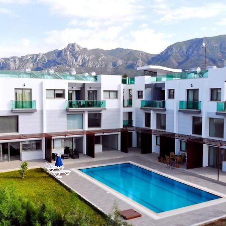 Sunshine Prestige Apartments Agios Georgios (Kyrenia) Exterior foto
